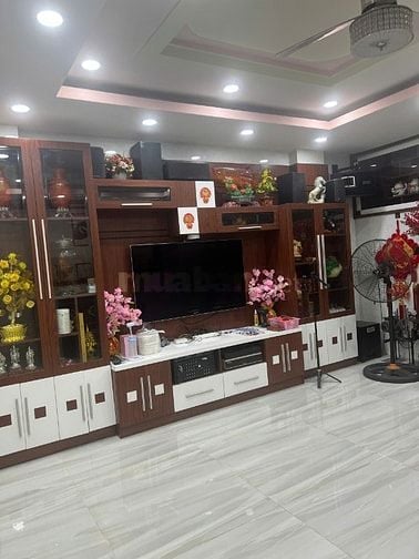 NGỘP BANK CẦN RA GẤP 16TỶ - DT: 5X20M - 5 TẦNG MỚI KENG - HẺM 8M NHỰA