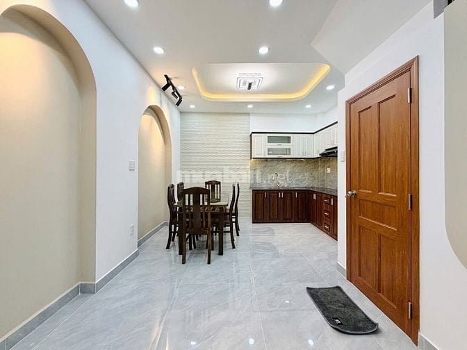 ⭐️Nhà 3 Lầu DT:4,2x12m tuyệt đẹp Cao cấp hẻm Quang Trung, P11.