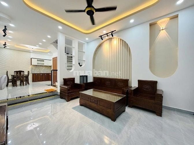 ⭐️Nhà 3 Lầu DT:4,2x12m tuyệt đẹp Cao cấp hẻm Quang Trung, P11.