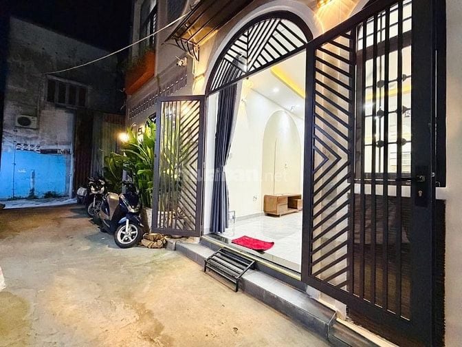 ⭐️Nhà 3 Lầu DT:4,2x12m tuyệt đẹp Cao cấp hẻm Quang Trung, P11.