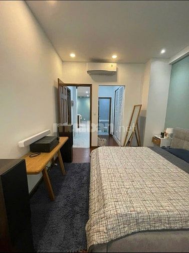 10tr/tháng. Nội thất đủ, C/c Ruby Garden, 83m2, 2PN, 2WC, Tân Bình.