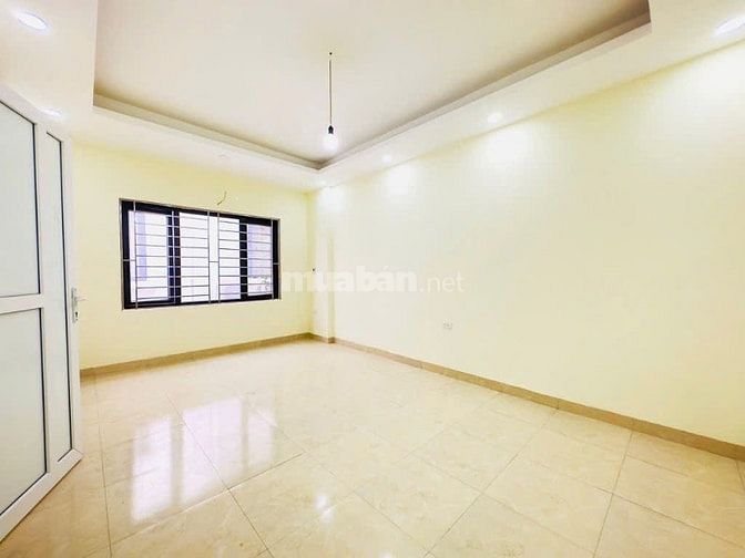 Bán nhà ngõ thông kinh doanh Vĩnh Hưng - Đông Thiên, Hoàng Mai