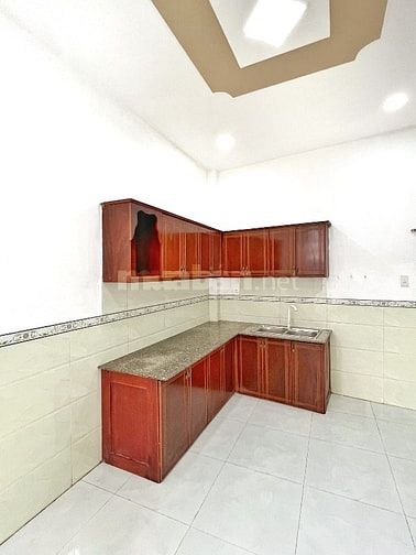Bán nhà 1trệt 1lầu 80m2 (3PN) tại trung tâm TT Cần Giuộc, Long An.