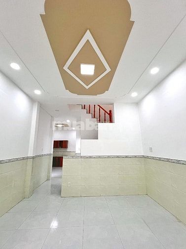 Bán nhà 1trệt 1lầu 80m2 (3PN) tại trung tâm TT Cần Giuộc, Long An.