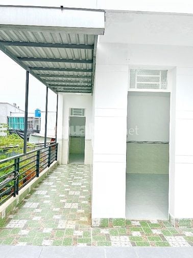 Bán nhà 1trệt 1lầu 80m2 (3PN) tại trung tâm TT Cần Giuộc, Long An.