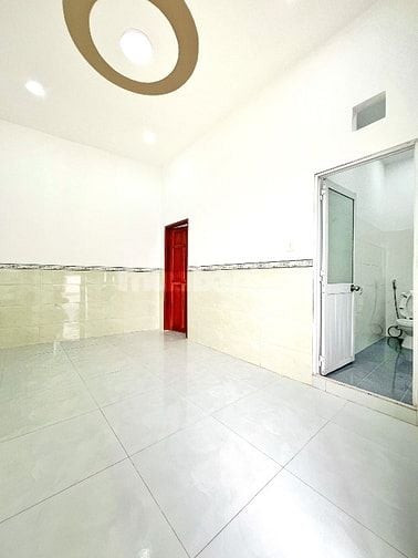 Bán nhà 1trệt 1lầu 80m2 (3PN) tại trung tâm TT Cần Giuộc, Long An.