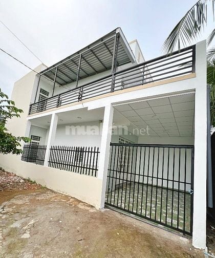 Bán nhà 1trệt 1lầu 80m2 (3PN) tại trung tâm TT Cần Giuộc, Long An.