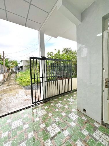 Bán nhà 1trệt 1lầu 80m2 (3PN) tại trung tâm TT Cần Giuộc, Long An.