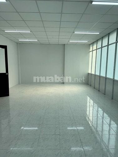 Chính chủ cho thuê nhà đẹp làm văn phòng, số 3 Nguyễn Bá Tuyển