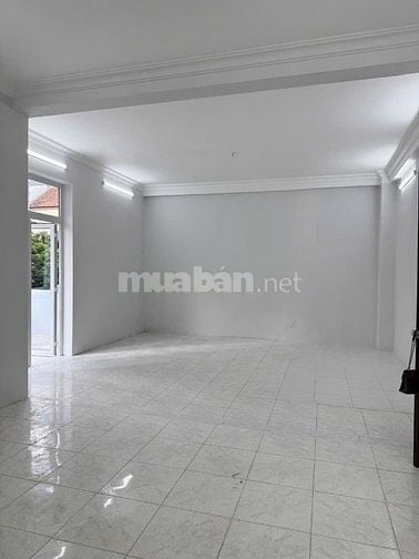 Chính chủ cho thuê nhà đẹp làm văn phòng, số 3 Nguyễn Bá Tuyển
