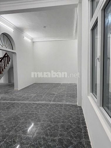 Chính chủ cho thuê nhà đẹp làm văn phòng, số 3 Nguyễn Bá Tuyển