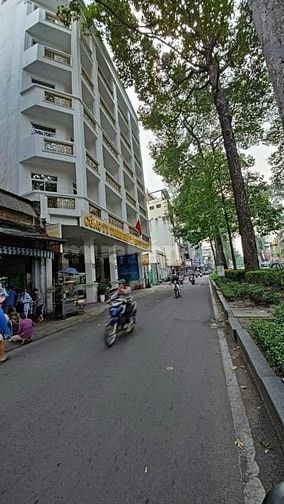 BÁN TÒA NHÀ 104-106-108-112 CHÂU VĂN LIÊM 19×20M HẦM 9 TẦNG GIÁ 350 TỶ