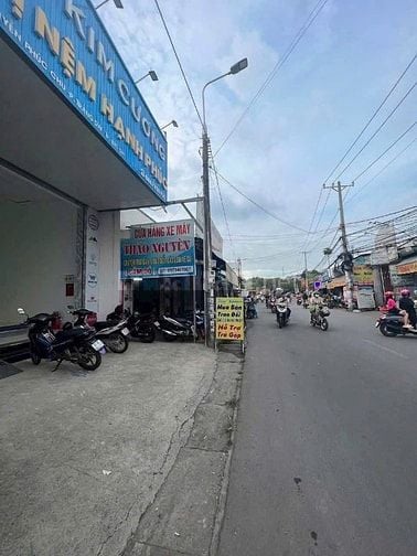 CHẠY THẬN BÁN NHÀ C4,BÌNH CHÁNH 355TR