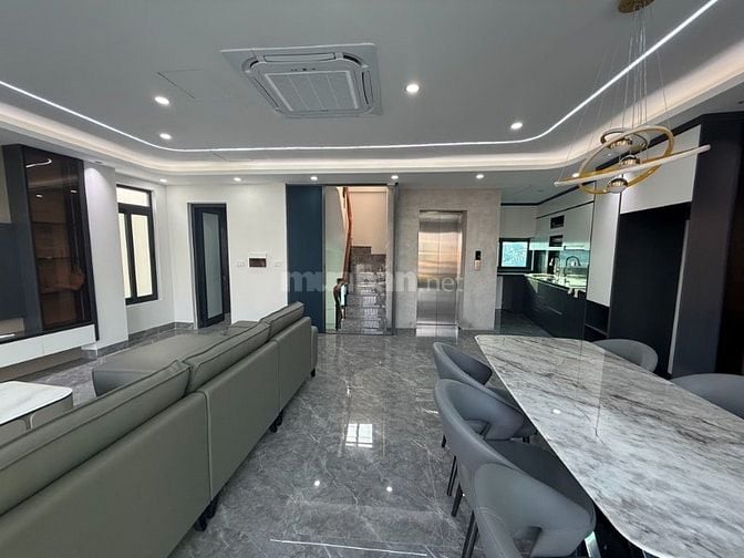 TÒA NHÀ PHỐ ĐÀM LONG BIÊN - LÔ GÓC - Ô TÔ VÀO NHÀ - 7 TẦNG. 23.3 TỶ-  TÒA NHÀ PHỐ ĐÀM LONG BIÊN - LÔ GÓC - Ô TÔ VÀO NHÀ - 7 TẦNG. 23.3 TỶ-