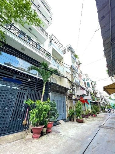 Nhà mới kiên cố 34m2, hẻm xe tải né, Lạc Long Quân, P3, Q11, HCM giá 8