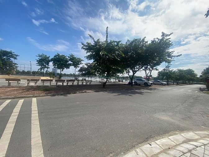 ĐỘC NHẤT! LÔ GIÃN DÂN ĐỒNG SOI - VIEW NHẠC NƯỚC, HỒ ĐIỀU HÒA VŨ NINH, 