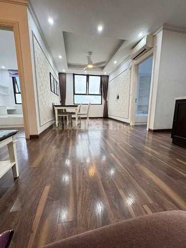 Cho thuê căn hộ 80m2, 3 phòng ngủ . 2vs