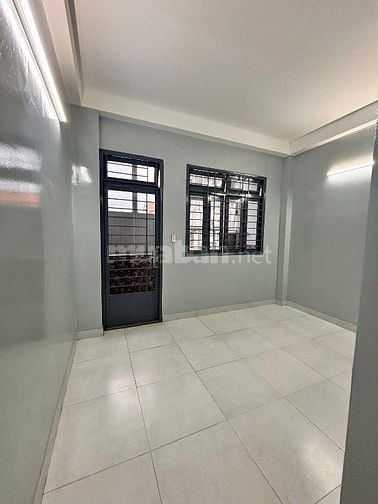 Nhà rộng cho thuê giá rẻ An Dương Vương (4 x 25) (4pn - 4wc)