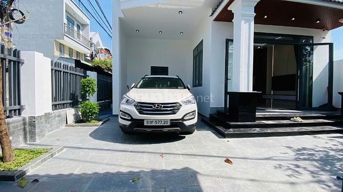 🏡BÁN  BIỆT THỰ HIỆN ĐẠI MÁI NHẬT GÓC 2 MẶT TIỀN10x14m – FULL NỘI THẤT