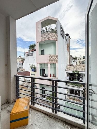 Chính chủ bán nhà HXH 6m Thành Thái Q.10 - 178m2 - 6pn 7wc - giá 10,7