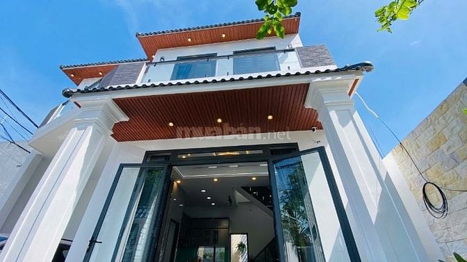 🏡BÁN  BIỆT THỰ HIỆN ĐẠI MÁI NHẬT GÓC 2 MẶT TIỀN10x14m – FULL NỘI THẤT