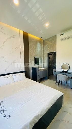 🏡BÁN  BIỆT THỰ HIỆN ĐẠI MÁI NHẬT GÓC 2 MẶT TIỀN10x14m – FULL NỘI THẤT