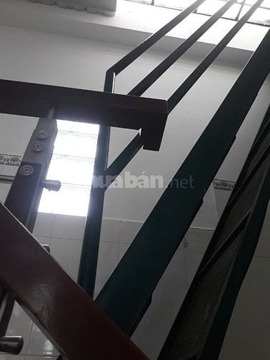 BÁN HOẶC CHO THUÊ NHÀ ĐƯỜNG ĐOÀN VĂN BƠ, PHƯỜNG 10, QUẬN 4