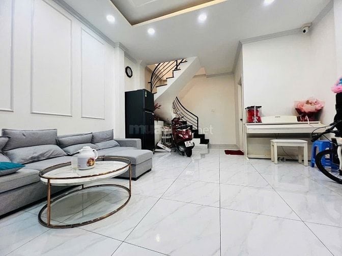 Bán nhà 5 tầng sát Mặt tiền khu VIP Hoàng Văn Thụ, P8. Nguyễn Văn Trỗi
