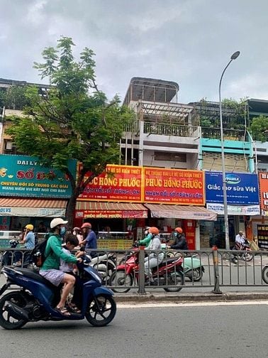 BÁN NHÀ MẶT TIỀN XÔ VIẾT NGHỆ TĨNH, P17, BÌNH THẠNH.DT:4X24, 1TR2L