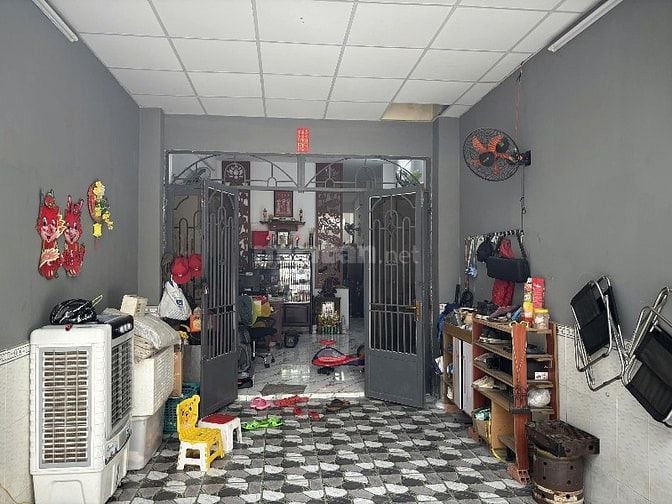 Nhà bán Trường Chinh (84,7m2) 2 tầng (3pn - 2wc) - Quận Tân Bình