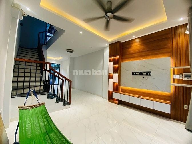 BÁN GẤP NHÀ GẦN TIỆN ÍCH - SỔ RIÊNG - GIÁ 3,415 TỶ - TÔ HIỆU - TÂN PHÚ