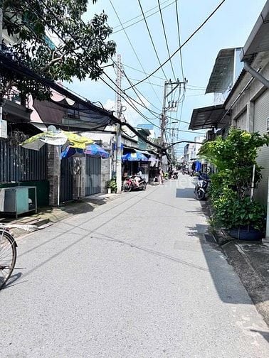 hà hẻm ô tô 1806 Huỳnh Tấn Phát, gần Phú Mỹ Hưng Q7 ,5PN, 4WC – Giá