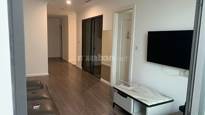 (CHÍNH CHỦ) GIA ĐÌNH EM MUỐN CHO THUÊ LÂU DÀI CĂN HỘ KHU VỰC TÂY HỒ