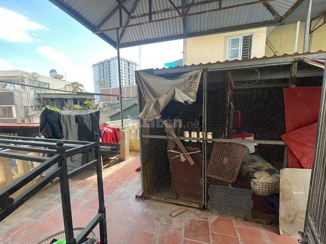 Nhà riêng ngõ phố hoàng mai gần chợ hoàng mai dt30m2x4t giá 9tr 