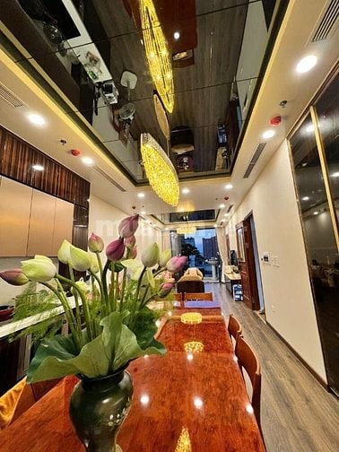 Bán Nhà Căn Hộ Cao Cấp Phân Lô Hoàng Quốc Việt 8 Tầng 1 Hầm Ngay Phố Bán Nhà Căn Hộ Cao Cấp Phân Lô Hoàng Quốc Việt 8 Tầng 1 Hầm Ngay Phố