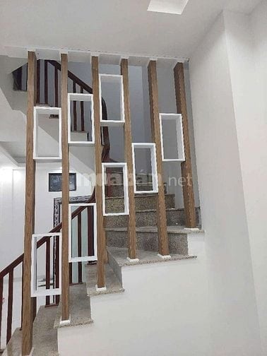 BÁN CĂN NHÀ 4 TẦNG, TỰ XÂY, Ô TÔ ĐỖ CỬA TẠI QUẬN HÀ ĐÔNG, HÀ NỘI