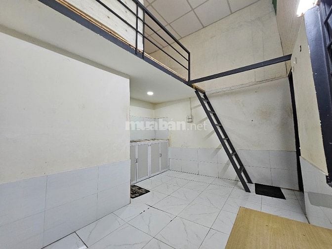 Phòng gác chỉ 1tr8, cọc 1tr, 2177/6 Huỳnh Tấn Phát, TT Nhà Bè