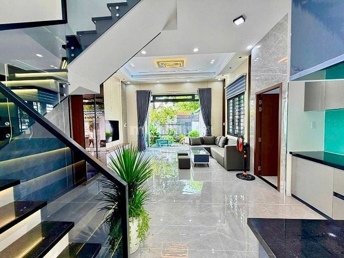 🏡BÁN  BIỆT THỰ HIỆN ĐẠI MÁI NHẬT GÓC 2 MẶT TIỀN10x14m – FULL NỘI THẤT