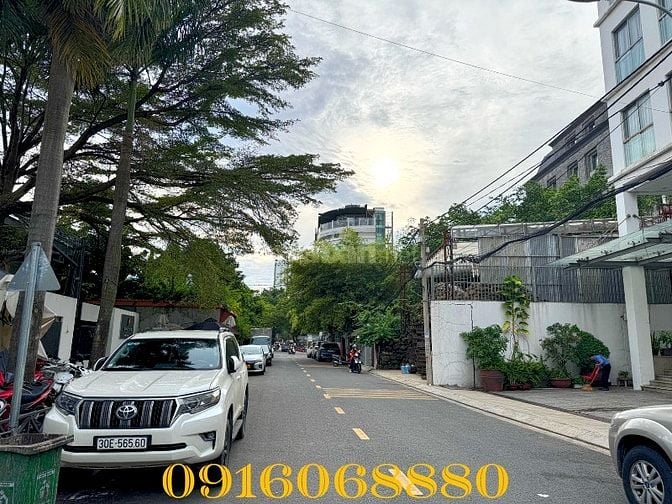 BÁN BIỆT THỰ SÂN VƯỜN GÓC 2 MẶT TIỀN : 7 ĐƯỜNG SỐ 65 - P. THẢO ĐIỀN 