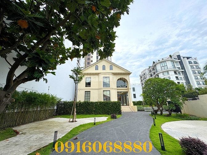 BÁN BIỆT THỰ SÂN VƯỜN GÓC 2 MẶT TIỀN : 7 ĐƯỜNG SỐ 65 - P. THẢO ĐIỀN 