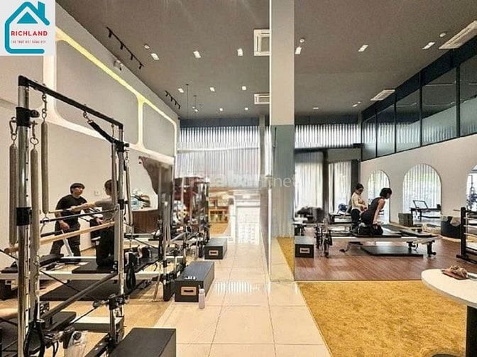 Cho Thuê Nhà Mặt Tiền 490 Võ Văn Kiệt, Phường Cầu Ông Lãnh, Quận 1