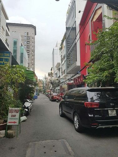 Gia đình cần bán gấp căn HXH 8m Nam Kỳ Khởi Nghĩa, P.Võ Thị Sáu.