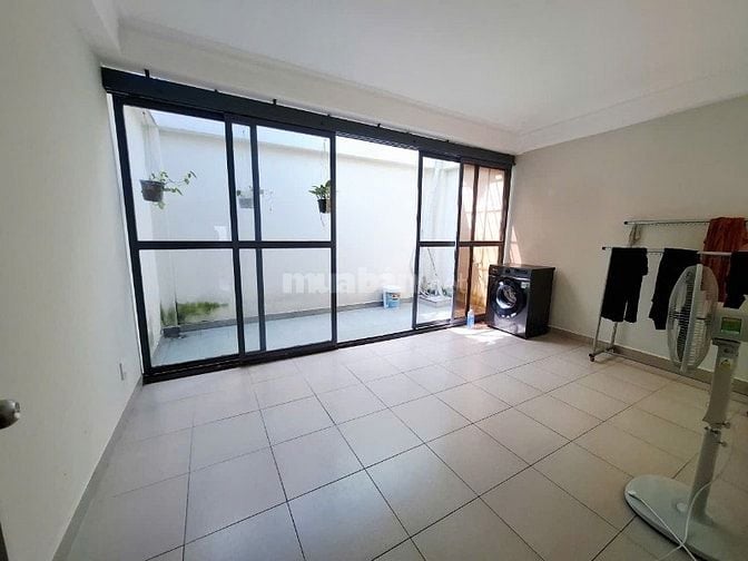 CHO THUÊ NHÀ - Mặt tiền Nguyễn Thị Minh Khai giao Phạm Viết Chánh