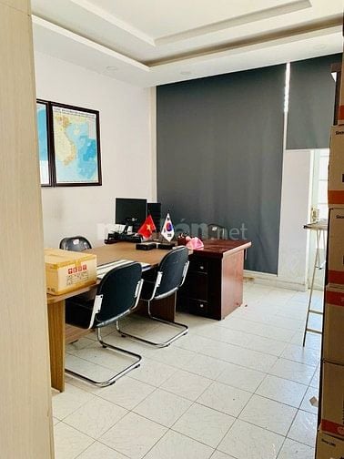 Cho thuê nhà nguyên căn, gần sân bay Tân Sơn Nhất