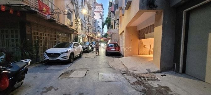 NHÀ  VÕNG THỊ  ĐẸP - DT 50M X 6 TẦNG - MẶT TIỀN 5,4 M GIÁ 23,5 TỶ