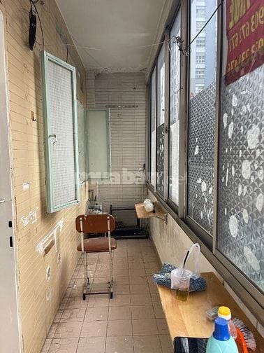 Căn hộ 32 m2, 1P ngủ, wc, C/c Bàu Cát 2,  p10, TB, 4,5tr/th. Thang bộ