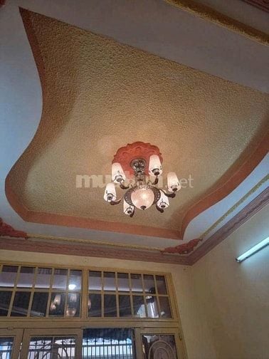 mặt tiền nội bộ đường 13a, dt: 3,5x10, có 1 lầu đúc,