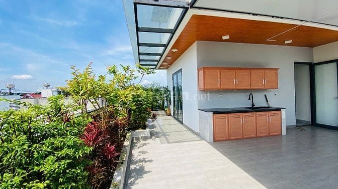 CHỊ CHỦ CẦN TIỀN CHO CON DU HỌC BÁN GẤP BIỆT THỰ CÓ HỒ BƠI, MẶT TIỀN 