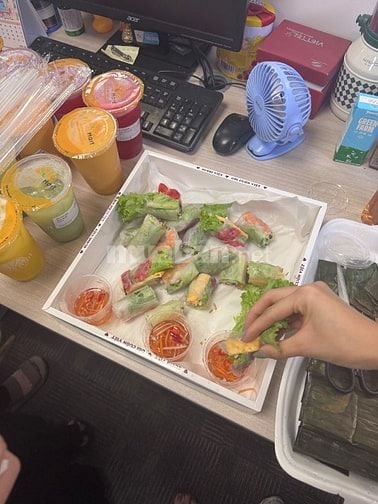 Cho thuê nhà kinh doanh mặt đường Lạc Long Quân