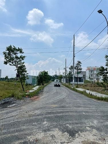 Bán gấp đất 5x20m thổ cư 100% – gần KCN Long Cang 